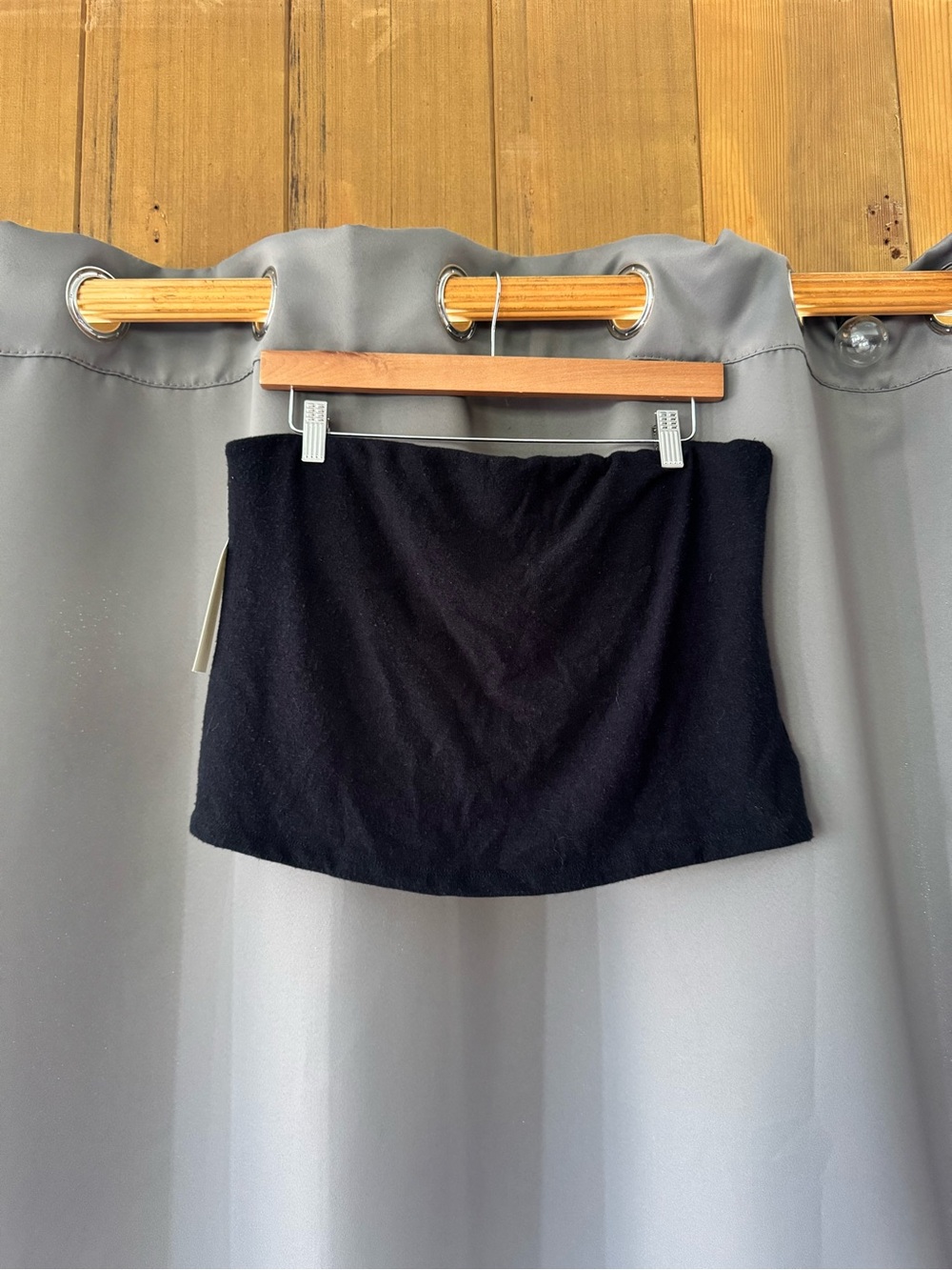 DONNI. Sweater Tube Top